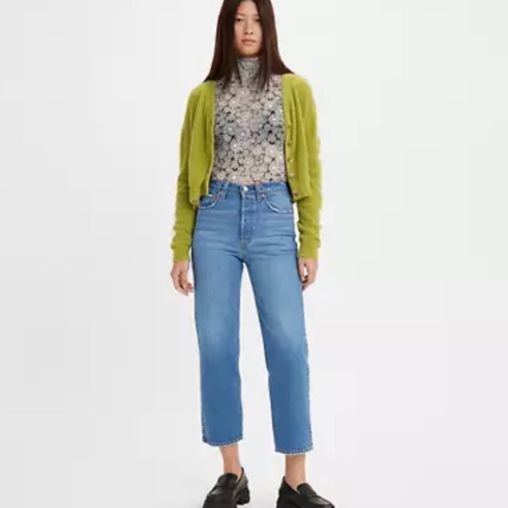 Levis Ribcage Straight Medium Wash Women's Jean